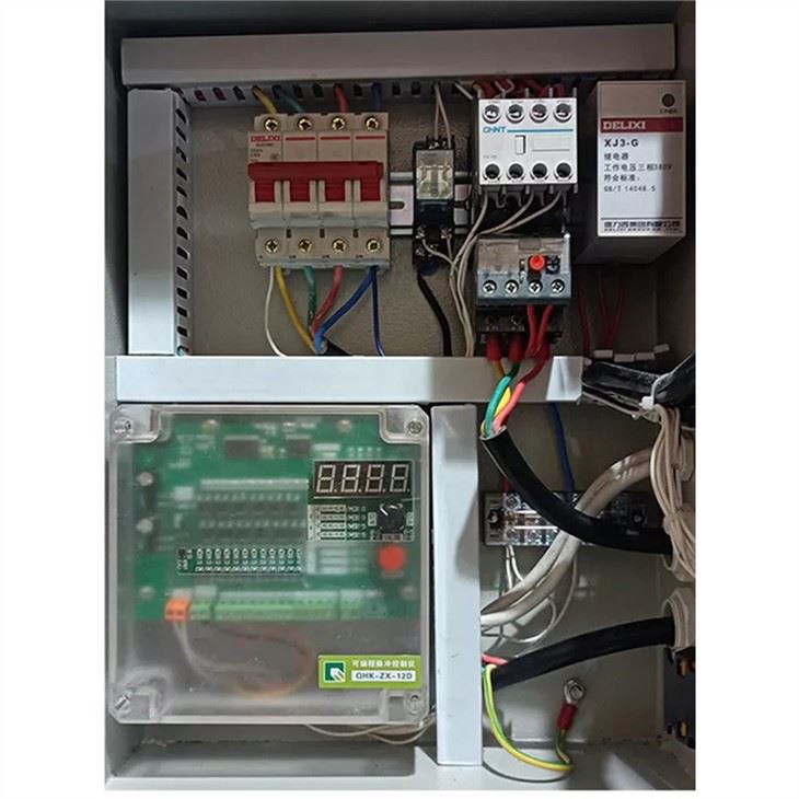 Intelligent operation system. Main power switch, the electric control element adopts thermal overload protection, phase loss and phase sequence protection, high safety, configured with loc